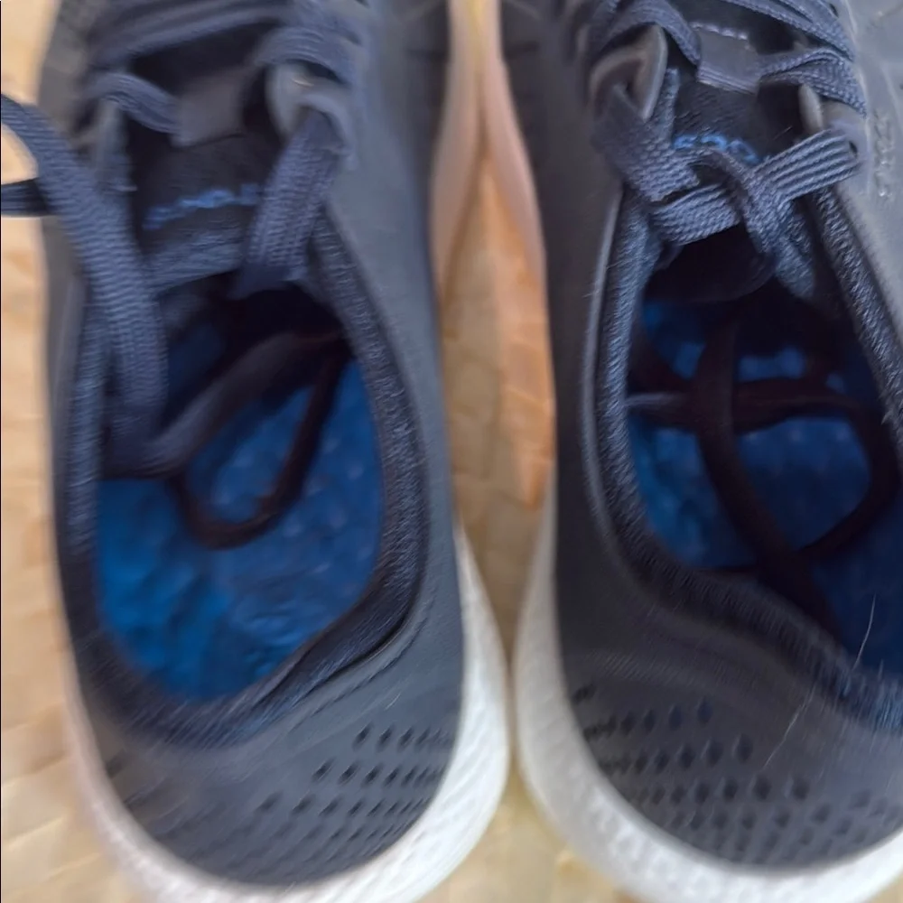 CROCS Dark Blue Athletic Shoes size 11